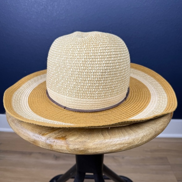 Wallaroo Hat Company Nola Wide Brim Sun Hat - Picture 3 of 9